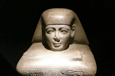 Нидерланды вернули Египту похищенную во время &laquo;арабской весны&raquo; античную скульптуру