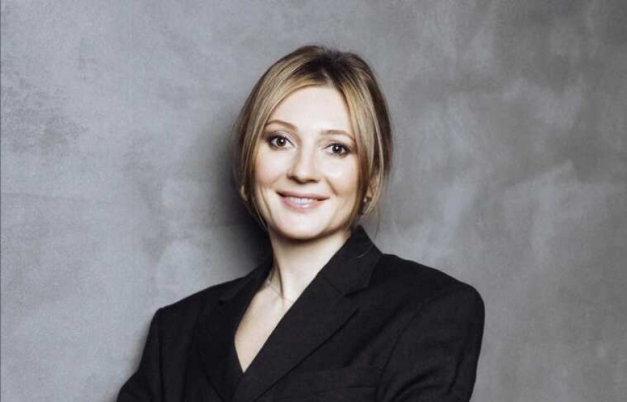 Как Екатерина Винокурова втянула отца (Лаврова) в скандал с Биеннале